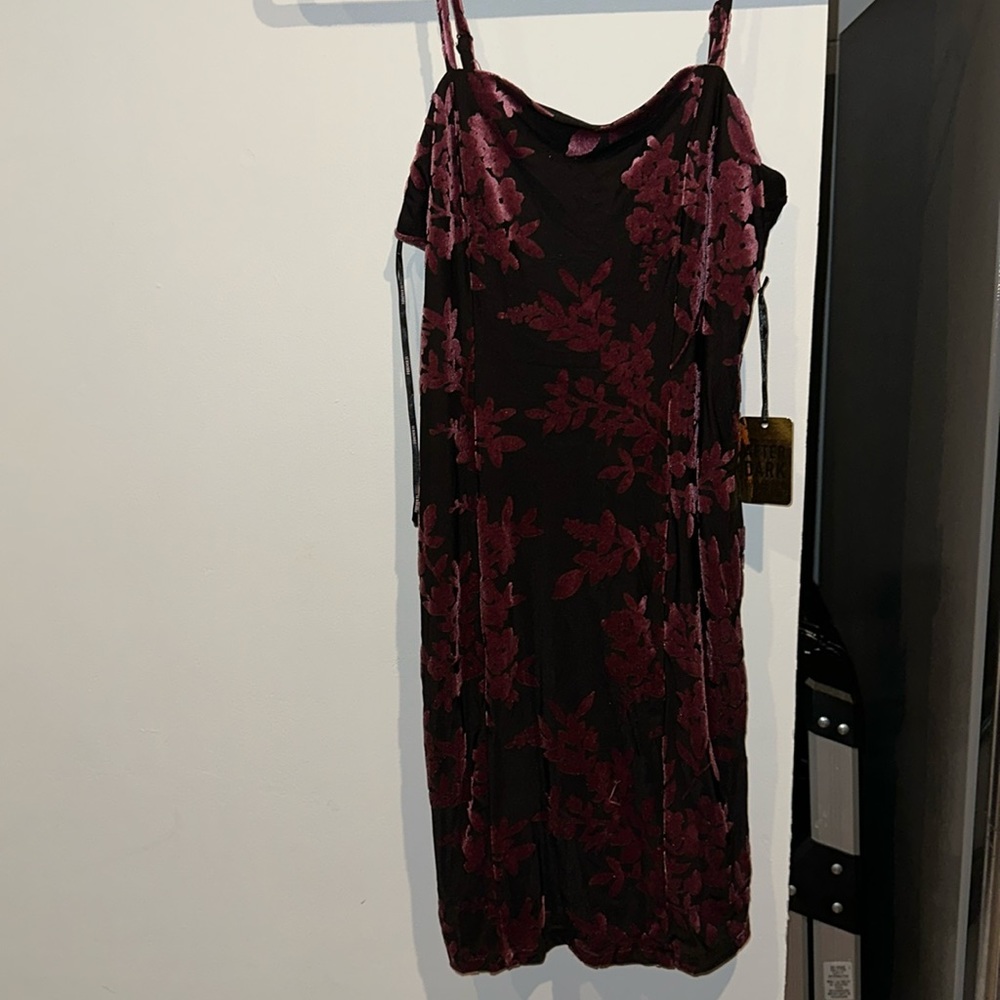 Black/wine dress
